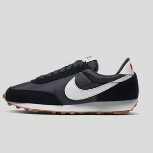 Nike Daybreak Shoes